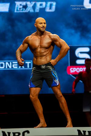 MEN'S PHYSIQUE 179